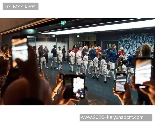 米兰市长透露圣西罗或将在本周三完成出售给米兰双雄的交易 米兰市长透露圣西罗或将在本周三完成出售给米兰双雄的交易